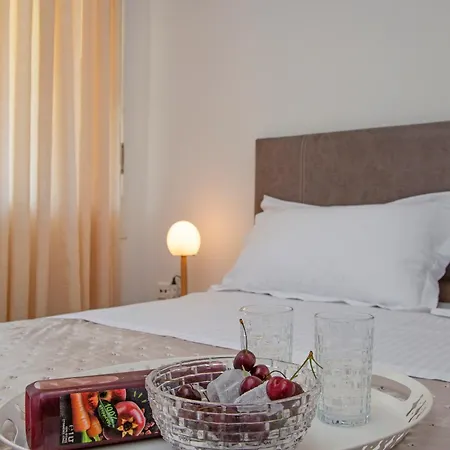 White Mansion * Kavala