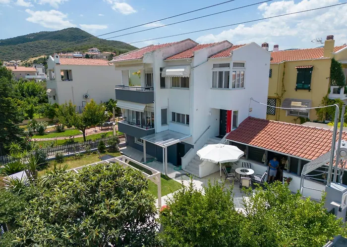 White Mansion *